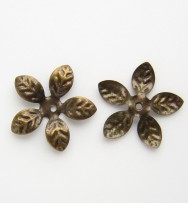 Filigree 15mm 5 Leaf Beadcap