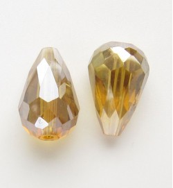 Crystal Glass 15mm Faceted Teardrops ~ Light Yellow