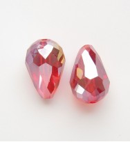 Crystal Glass 15mm Faceted Teardrops ~ Red
