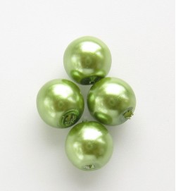 Glass Pearls 6mm ~ Green