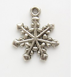 Snowflake Charms 17mm