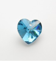 Faceted Crystal Heart 14mm ~ Blue